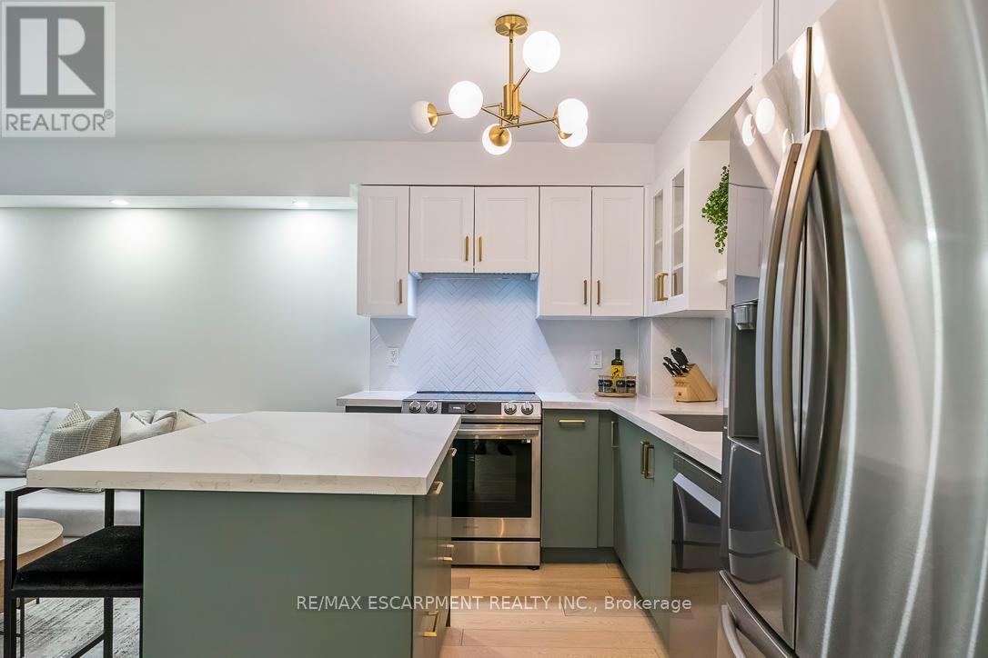 501 - 80 Esther Lorrie Drive, Toronto, Ontario  M9W 4V1 - Photo 13 - W12922874