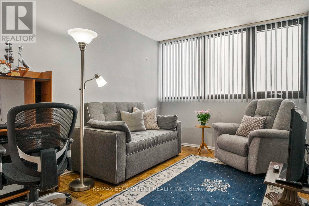 1905 - 1333 Bloor Street, Mississauga, Ontario  L4Y 3T6 - Photo 19 - W12950562