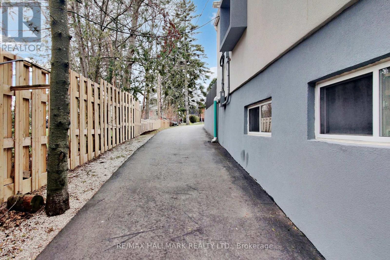 115 Lynwood Crescent, King, Ontario  L0G 1N0 - Photo 40 - N12999022