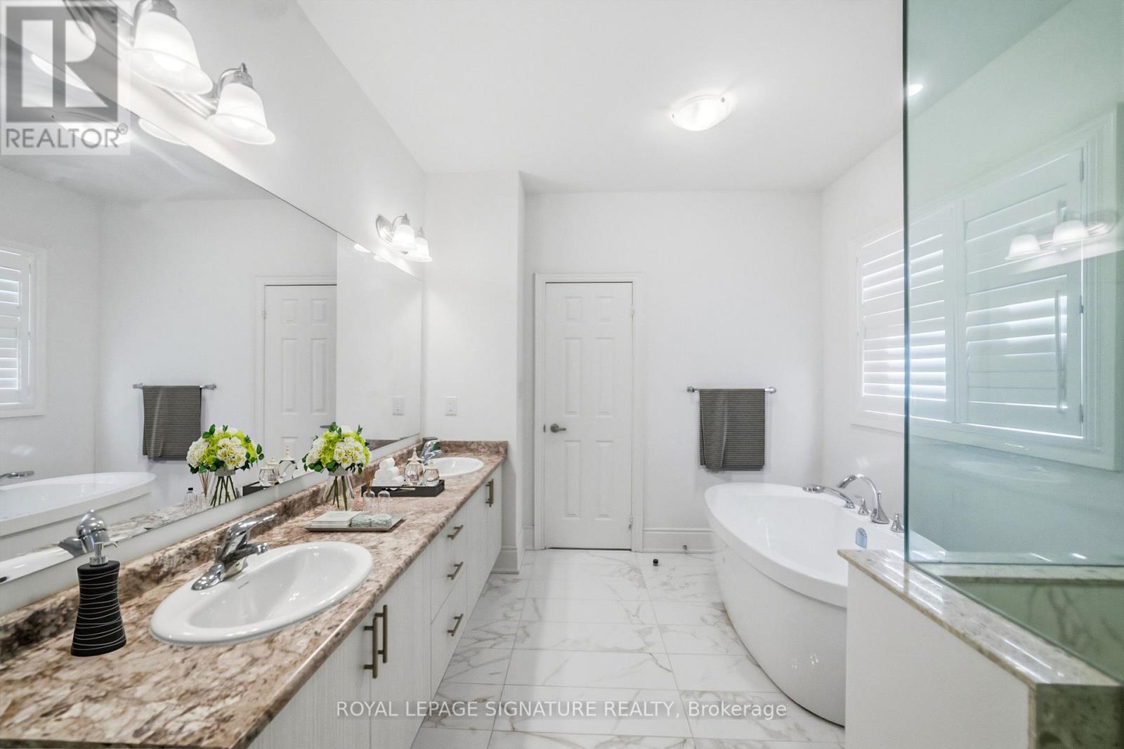 81 Attwater Drive, Cambridge, Ontario  N1R 5S2 - Photo 14 - X12994668