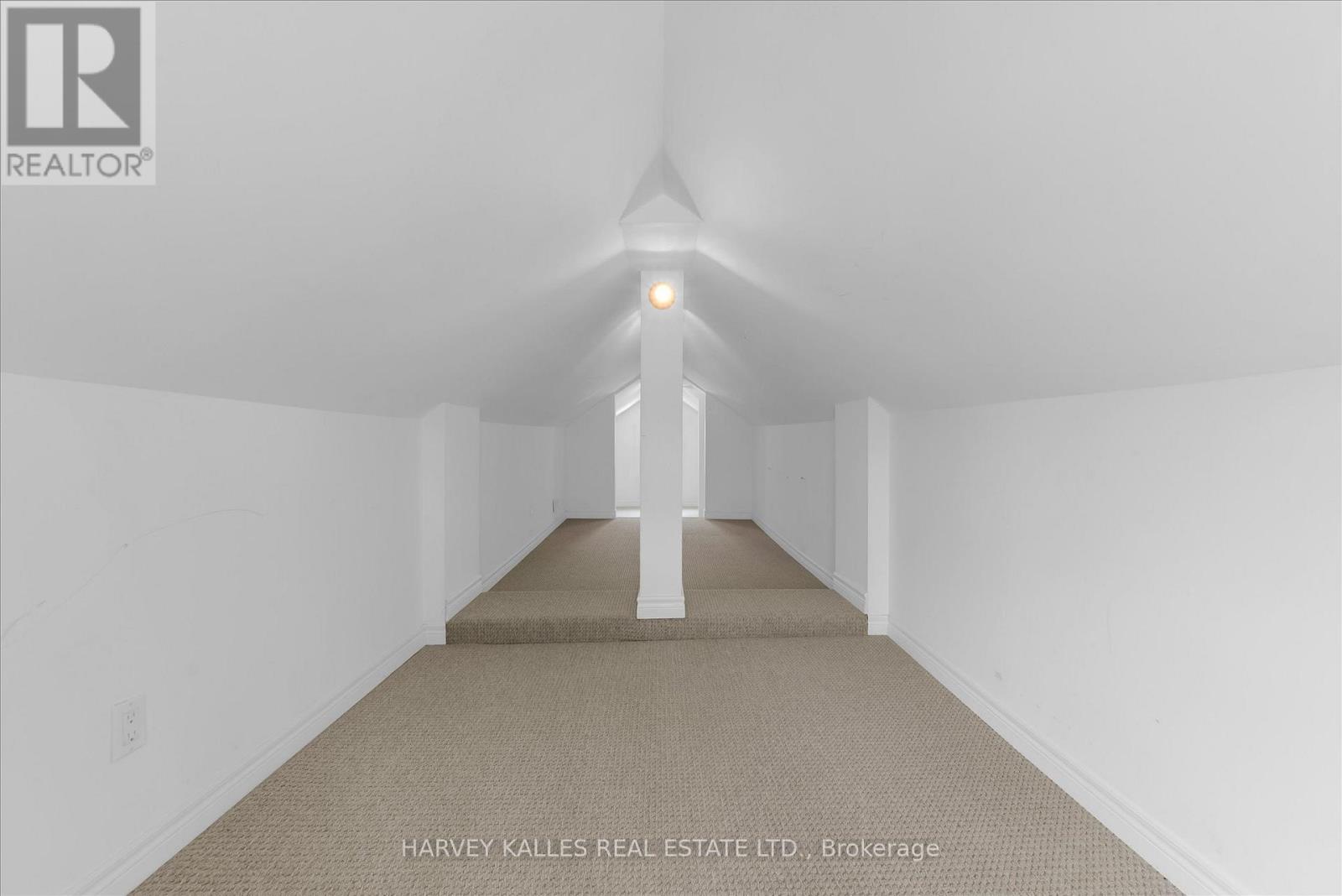 105 Ormond Street N, Thorold, Ontario  L2V 1Z3 - Photo 16 - X12998986