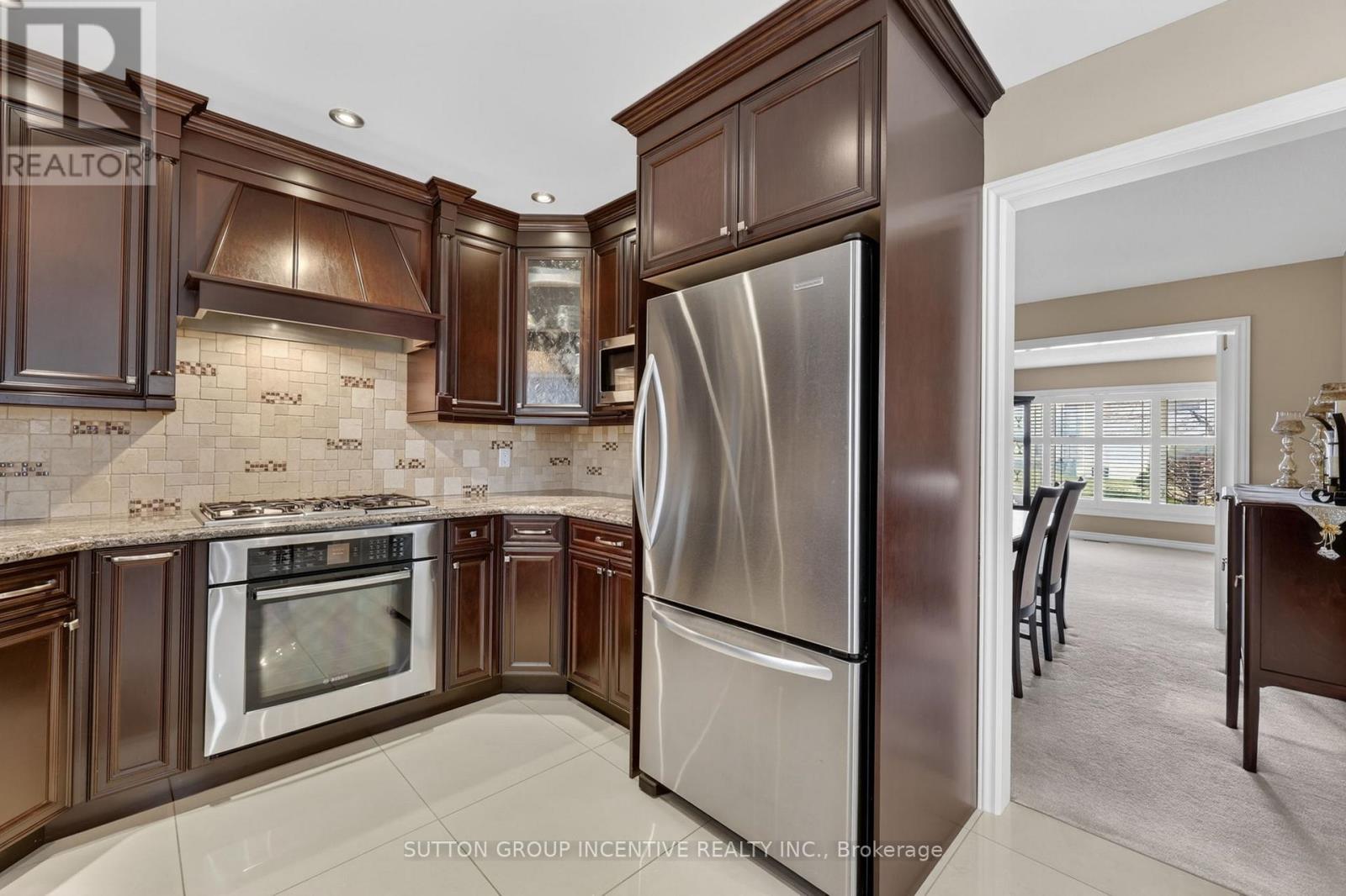 4 Chantal Street, Barrie, Ontario  L4N 9S4 - Photo 14 - S12999004