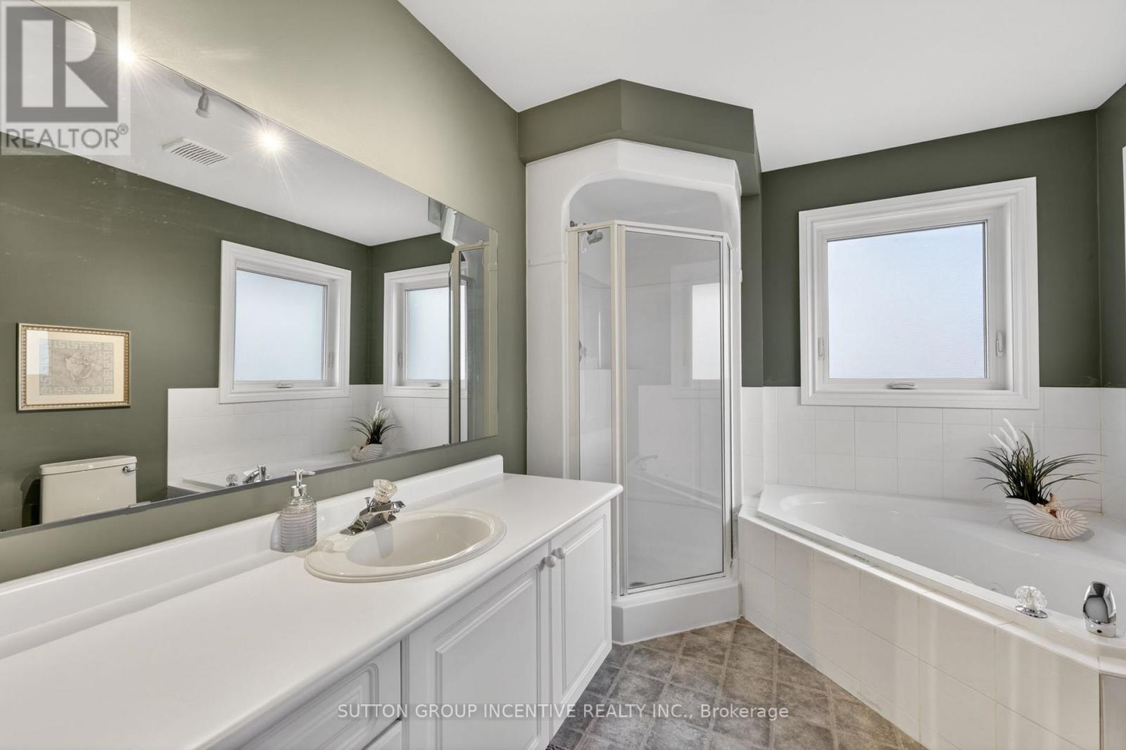 4 Chantal Street, Barrie, Ontario  L4N 9S4 - Photo 24 - S12999004