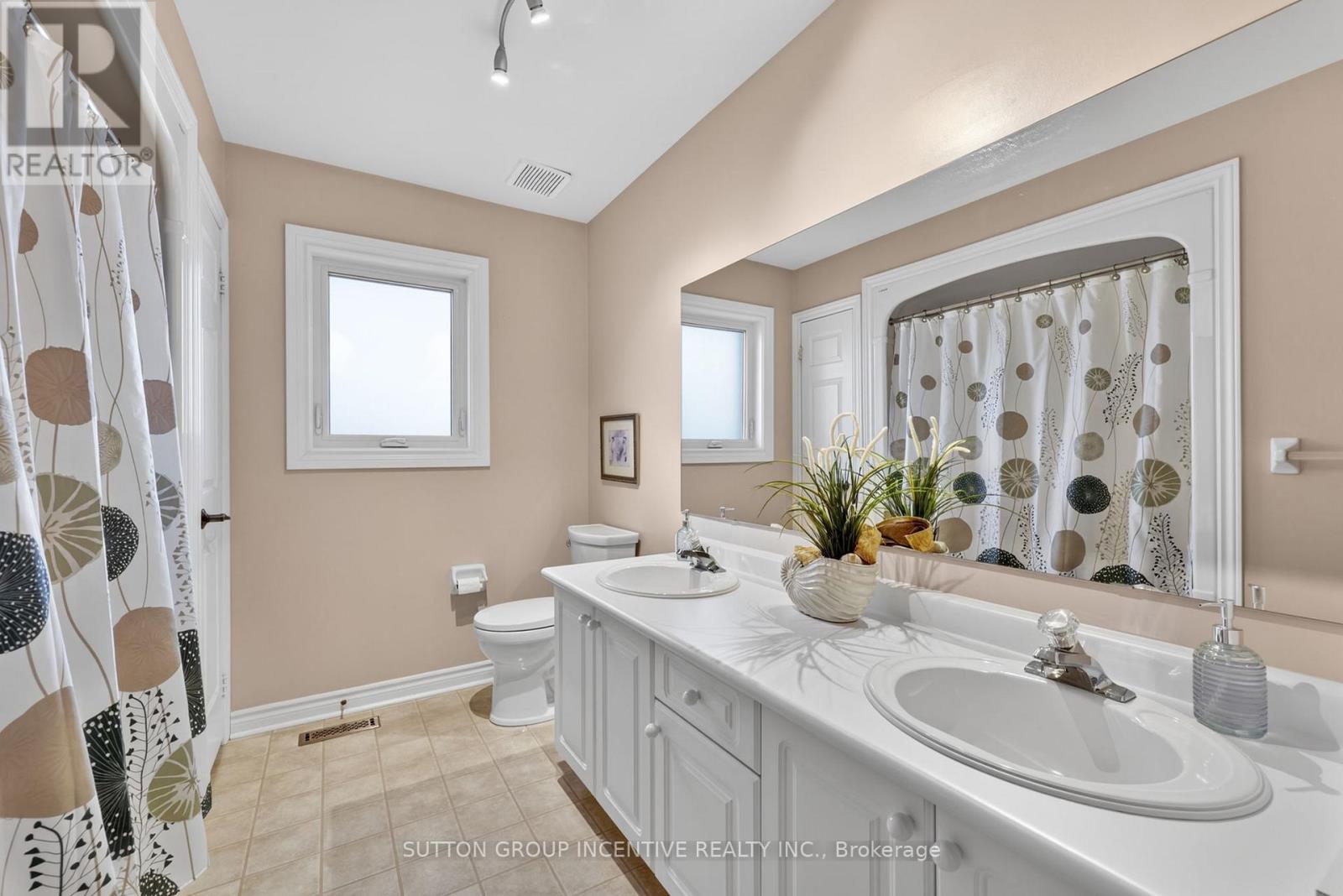 4 Chantal Street, Barrie, Ontario  L4N 9S4 - Photo 31 - S12999004