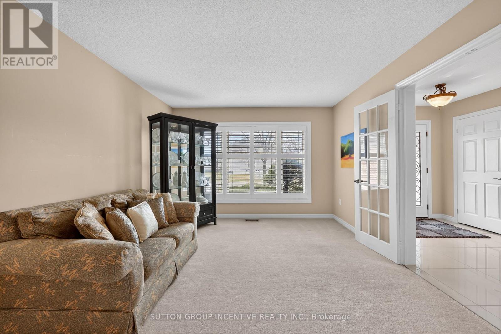 4 Chantal Street, Barrie, Ontario  L4N 9S4 - Photo 7 - S12999004