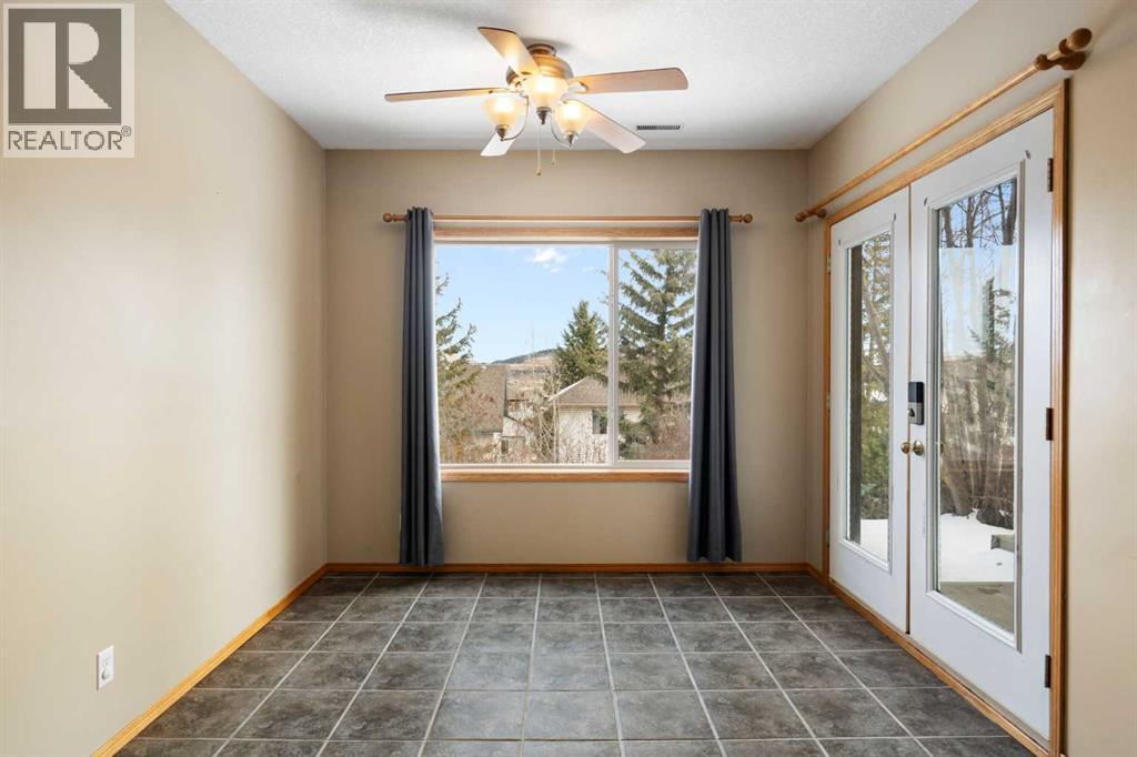 38 Bow Ridge Link Link, Cochrane, Alberta  T0L 0W5 - Photo 38 - A2300318