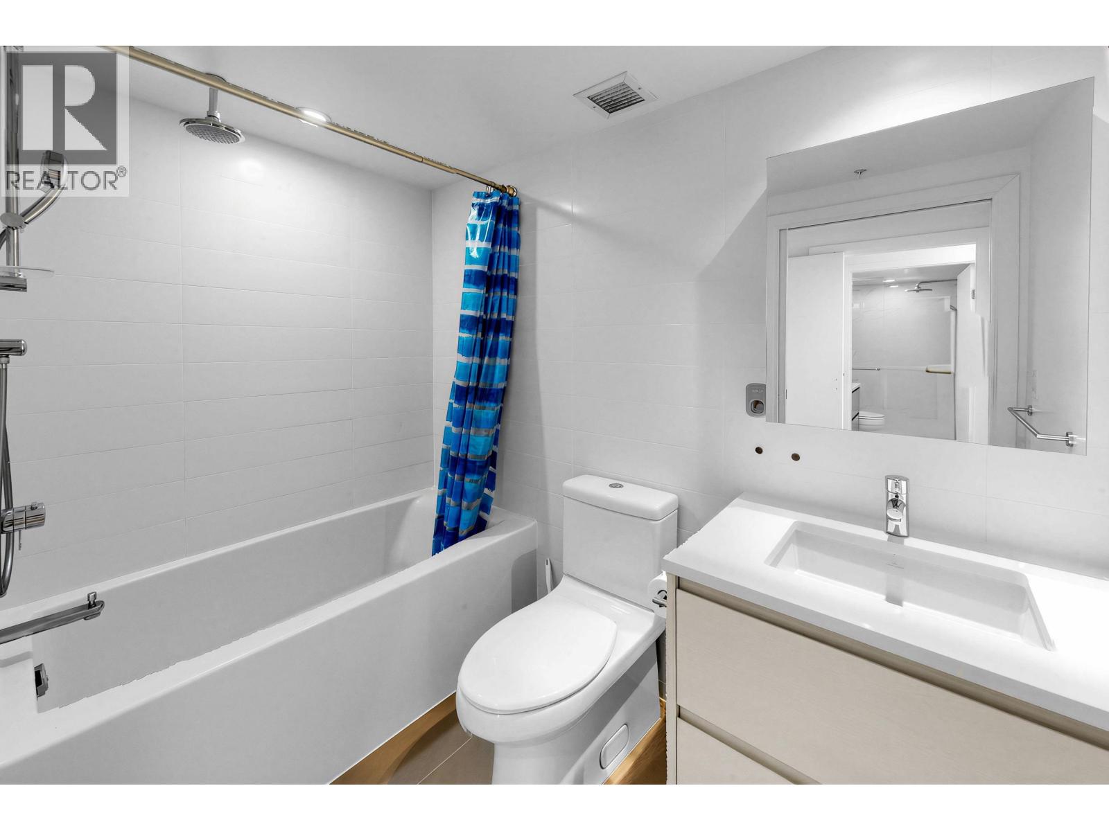 8111 Chester Street, Vancouver, British Columbia  V5X 0J9 - Photo 11 - R3111589