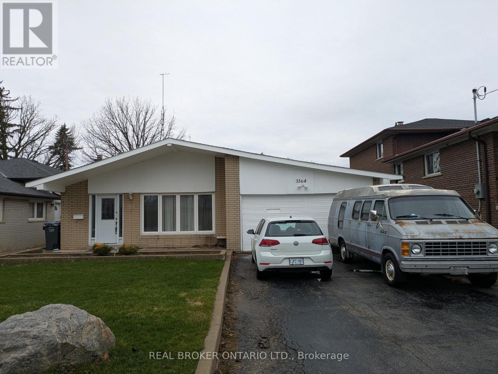 3364 CEDAR CREEK DRIVE, Mississauga, Ontario