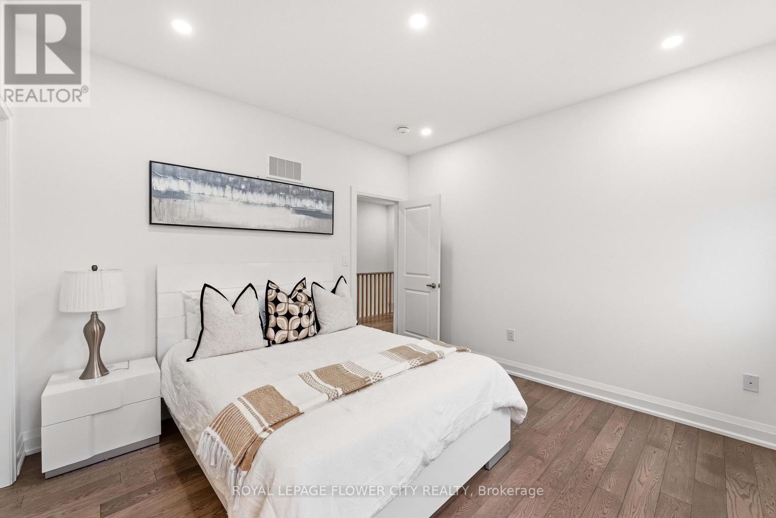 13 Pearen Heights, Caledon, Ontario L7C 4N4 - Photo 32 - W12999014