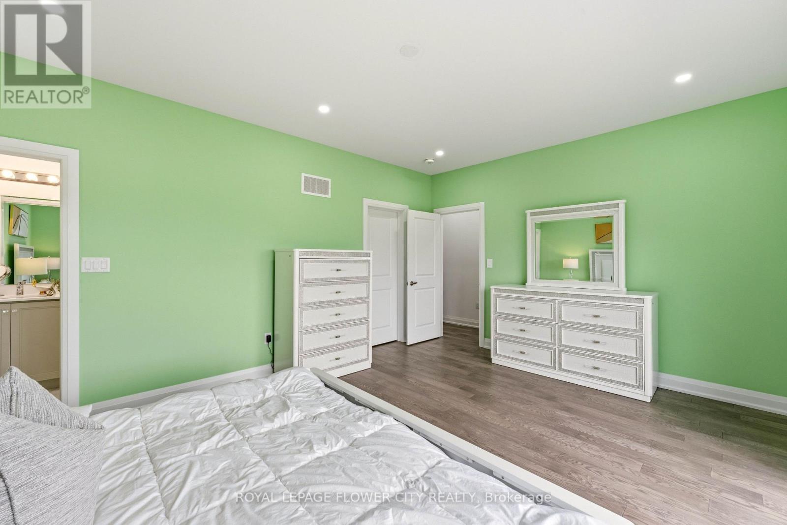 13 Pearen Heights, Caledon, Ontario L7C 4N4 - Photo 40 - W12999014