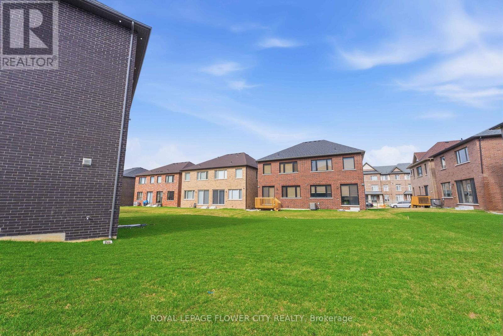 13 Pearen Heights, Caledon, Ontario L7C 4N4 - Photo 46 - W12999014