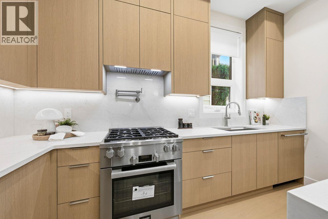 1 3708 W 18th Avenue, Vancouver, British Columbia  V6S 1B2 - Photo 16 - R3111325