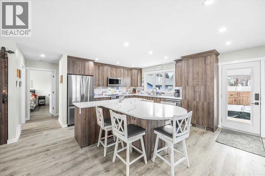 9743 Austin Road SE, Calgary, Alberta  T2J 0Z1 - Photo 9 - A2300616