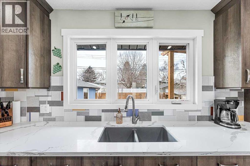 9743 Austin Road SE, Calgary, Alberta  T2J 0Z1 - Photo 12 - A2300616