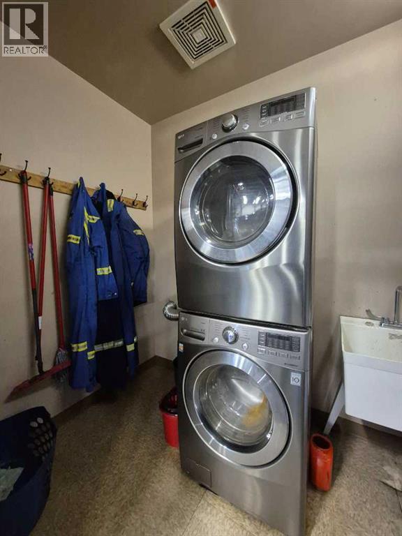 5815 49 Avenue, Olds, Alberta  T4H 1G5 - Photo 24 - A2300703