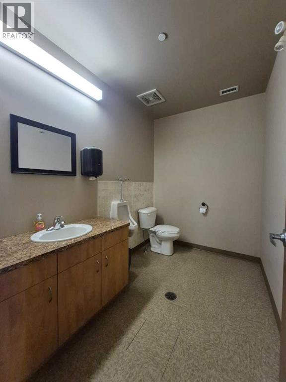 5815 49 Avenue, Olds, Alberta  T4H 1G5 - Photo 20 - A2300703