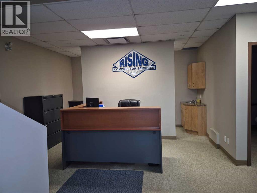 5815 49 Avenue, Olds, Alberta  T4H 1G5 - Photo 7 - A2300703