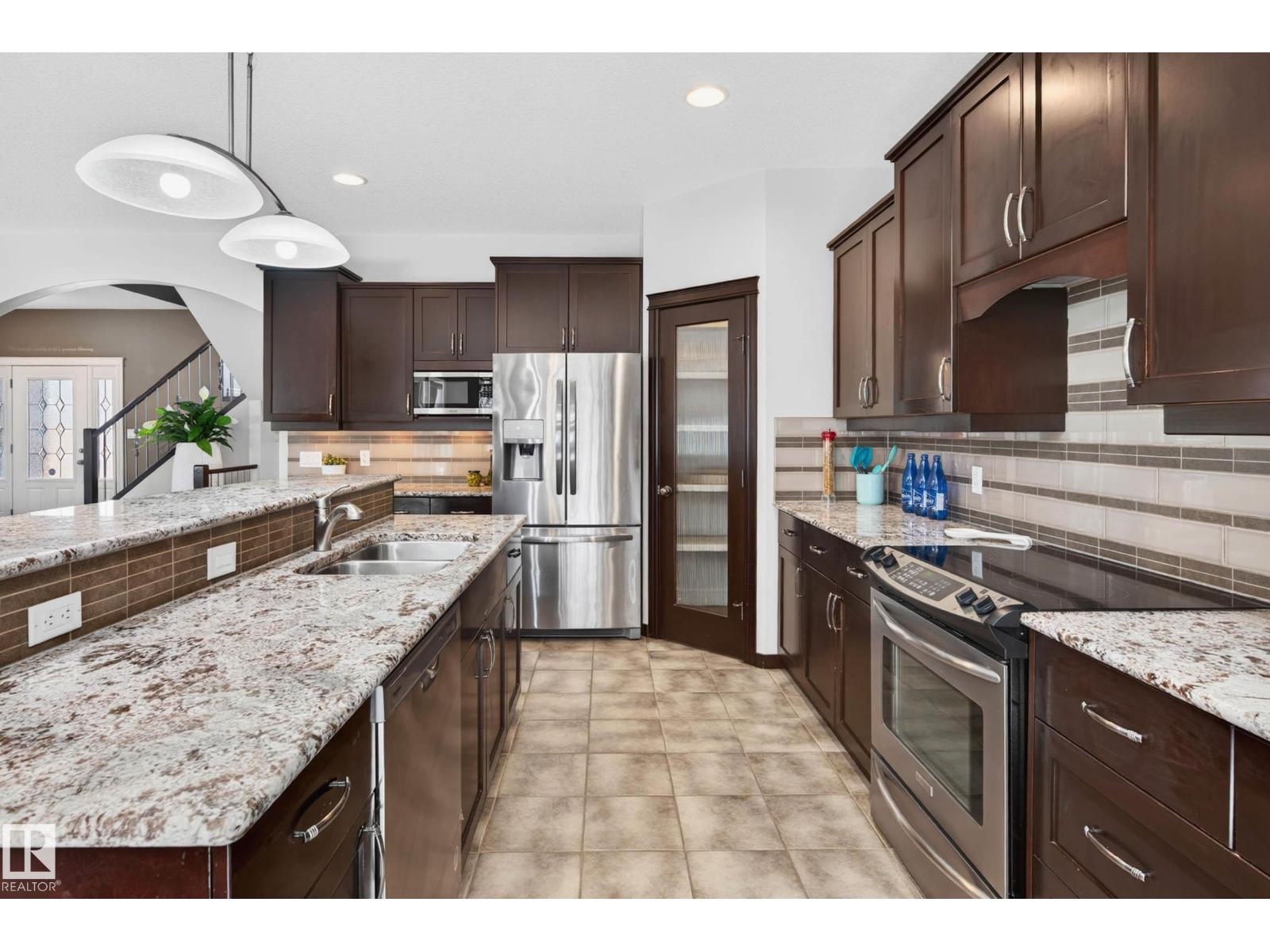 42 Oak Vista Dr, St. Albert, Alberta  T8N 1C2 - Photo 13 - E4482261