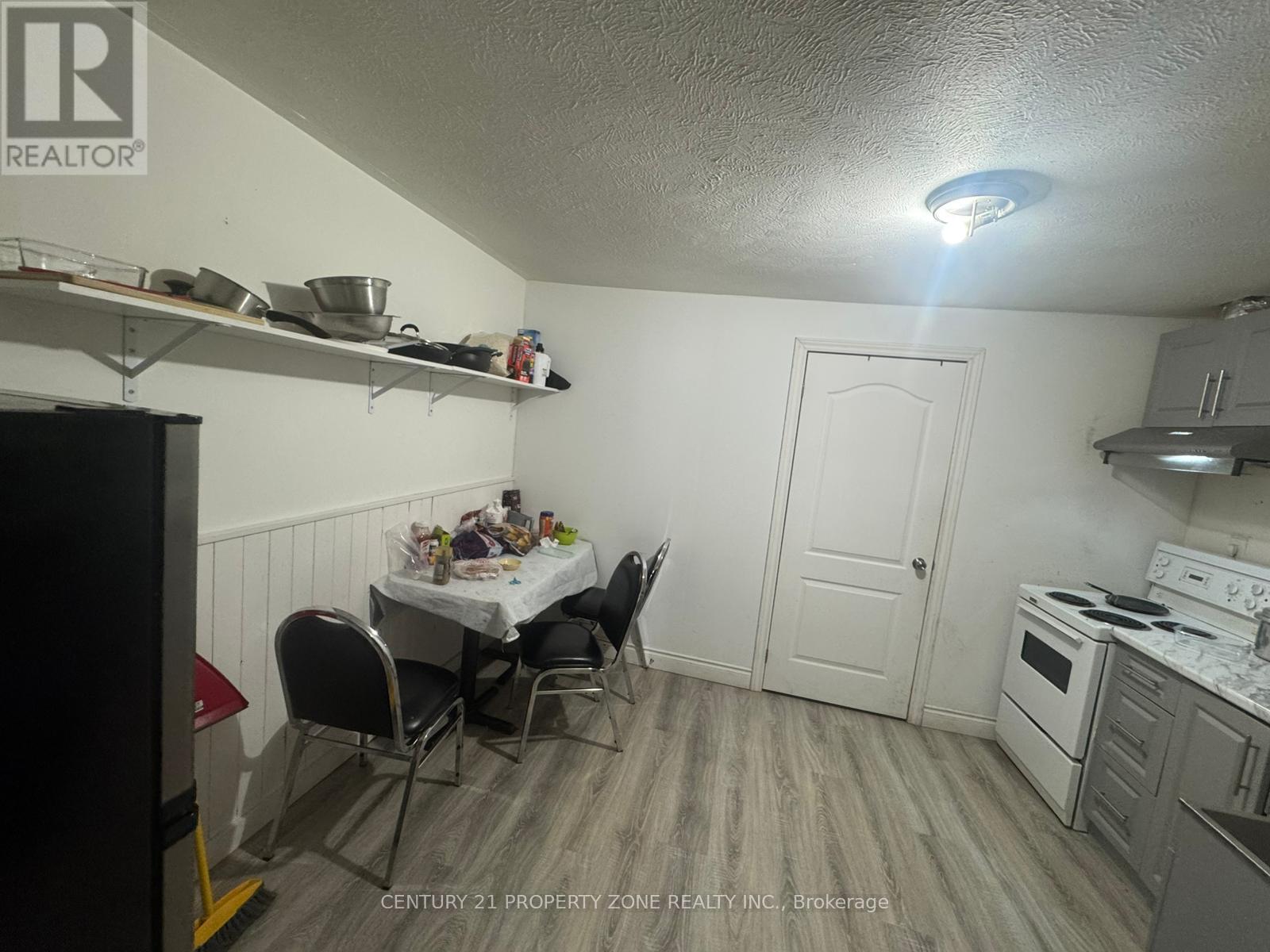 25 Robinson Street, Norfolk, Ontario  N3Y 1W3 - Photo 7 - X12999000