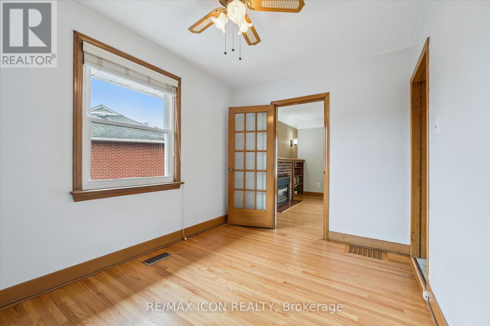 543 Philip Crescent, Waterloo, Ontario  N3H 2R4 - Photo 11 - X12999002