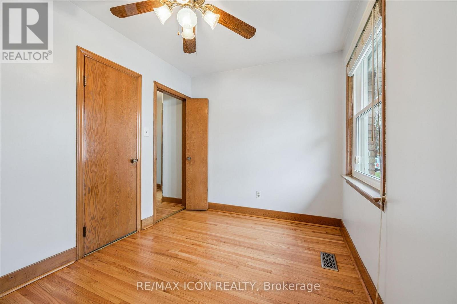 543 Philip Crescent, Waterloo, Ontario  N3H 2R4 - Photo 21 - X12999002