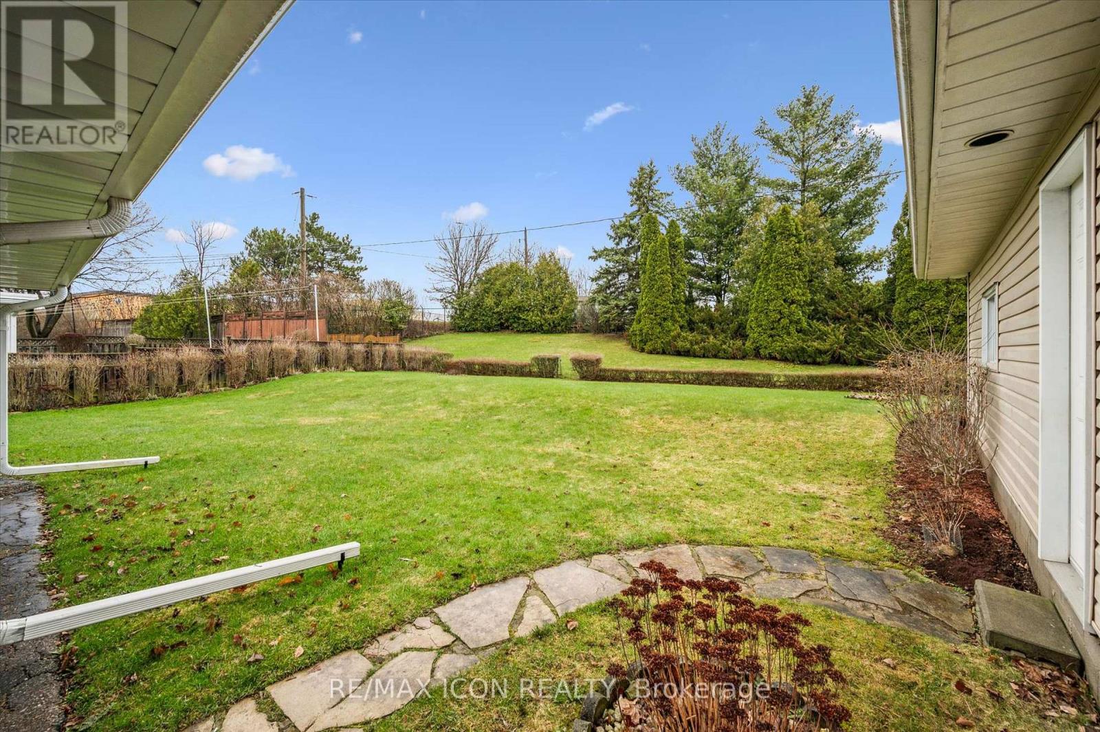 543 Philip Crescent, Waterloo, Ontario  N3H 2R4 - Photo 39 - X12999002