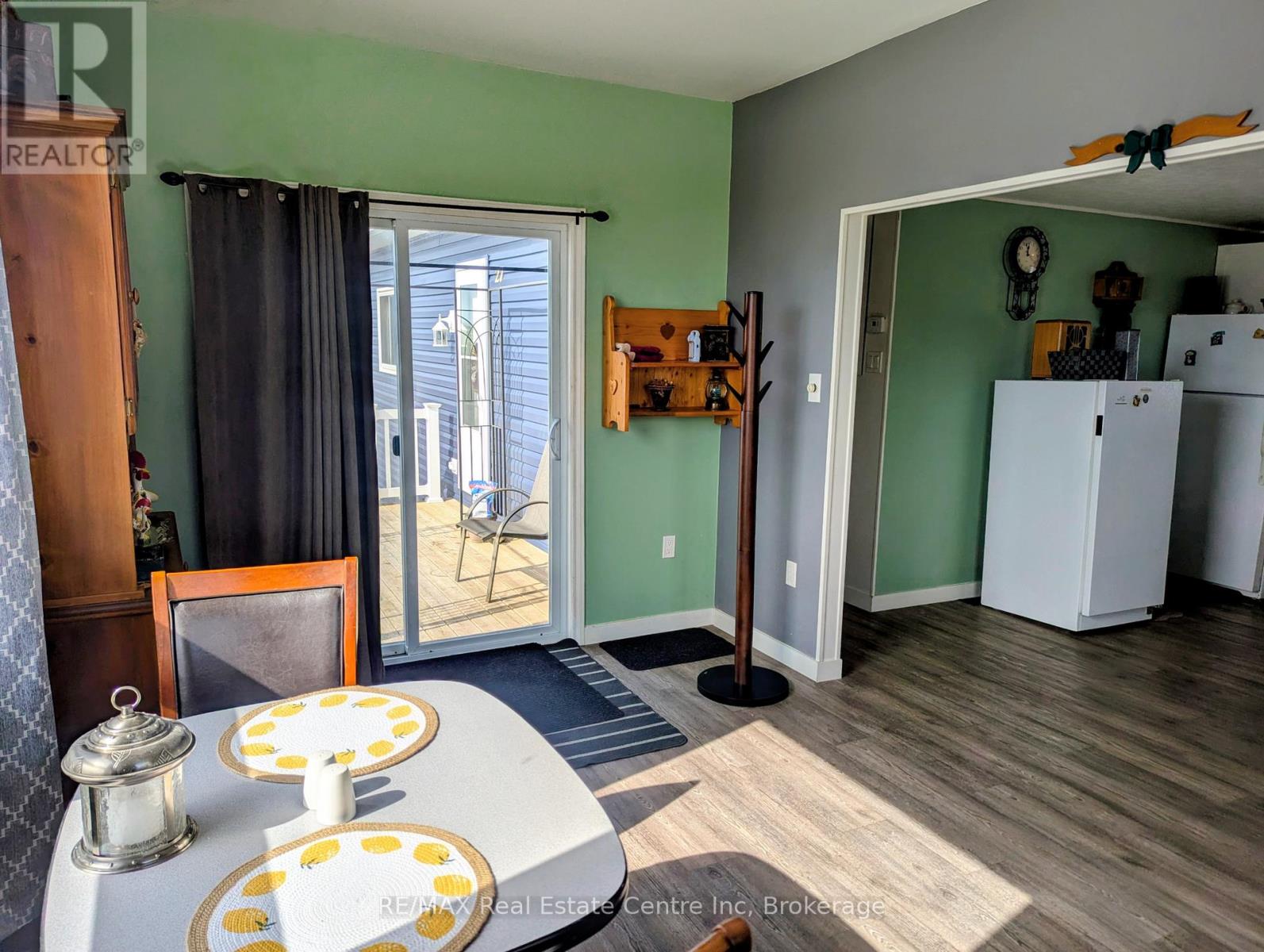 27 Cranberry Drive N, Ashfield-Colborne-Wawanosh, Ontario  N7A 3Y3 - Photo 9 - X12843720