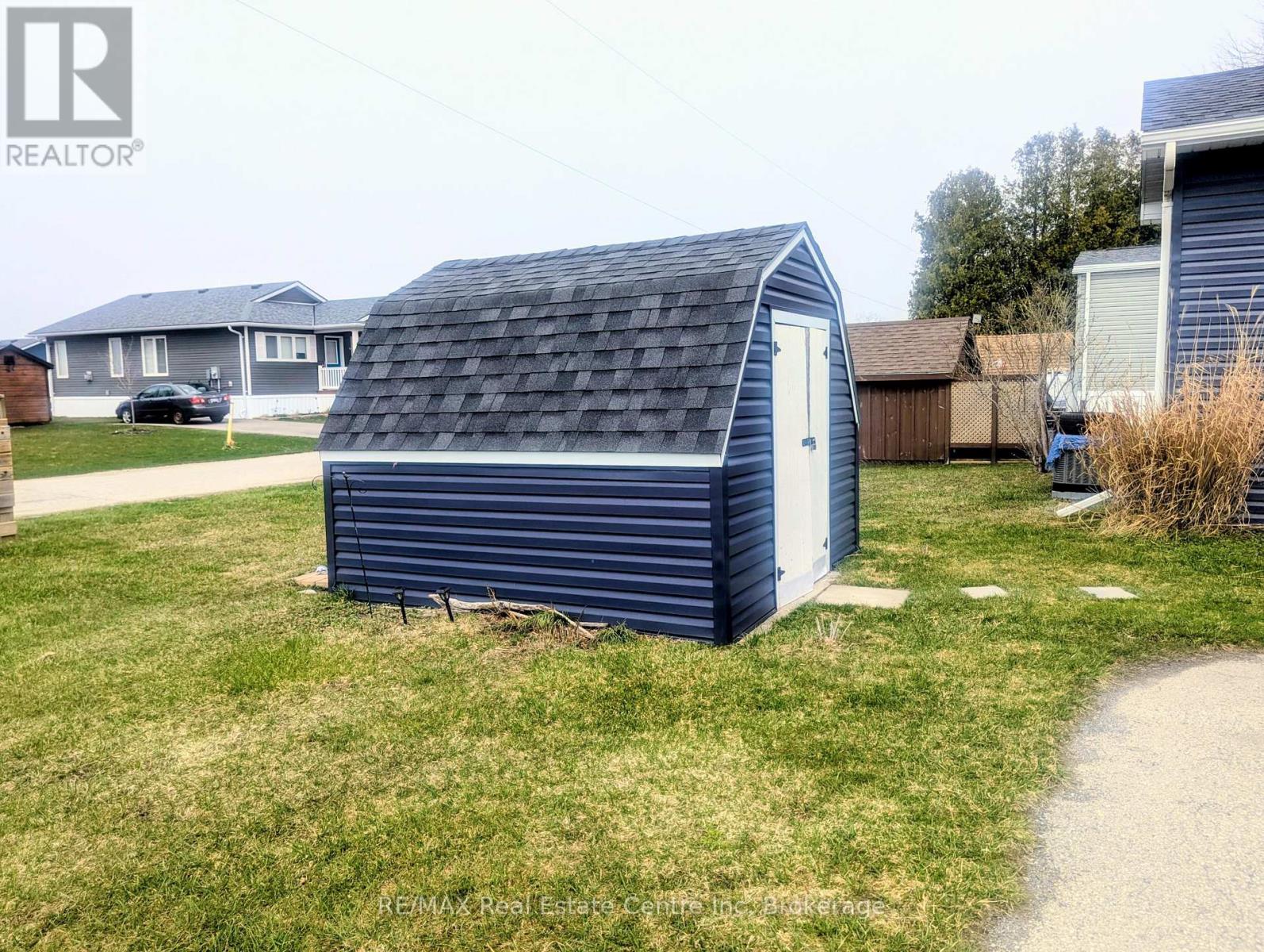 27 Cranberry Drive N, Ashfield-Colborne-Wawanosh, Ontario  N7A 3Y3 - Photo 5 - X12843720