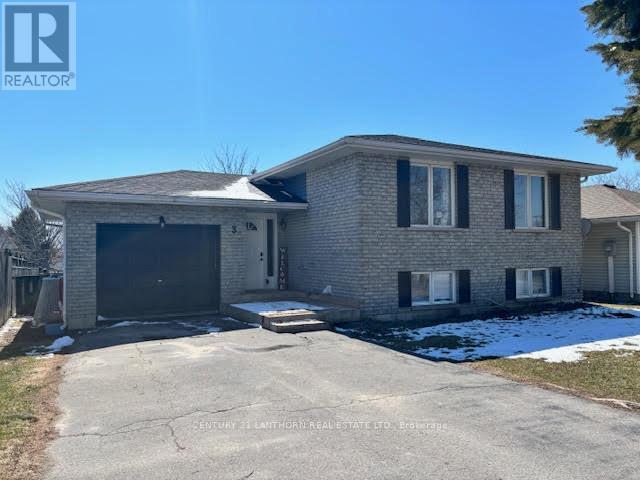 Lower - 3 1st Avenue, Prince Edward County, Ontario  K0K 3L0 - Photo 1 - X12935760