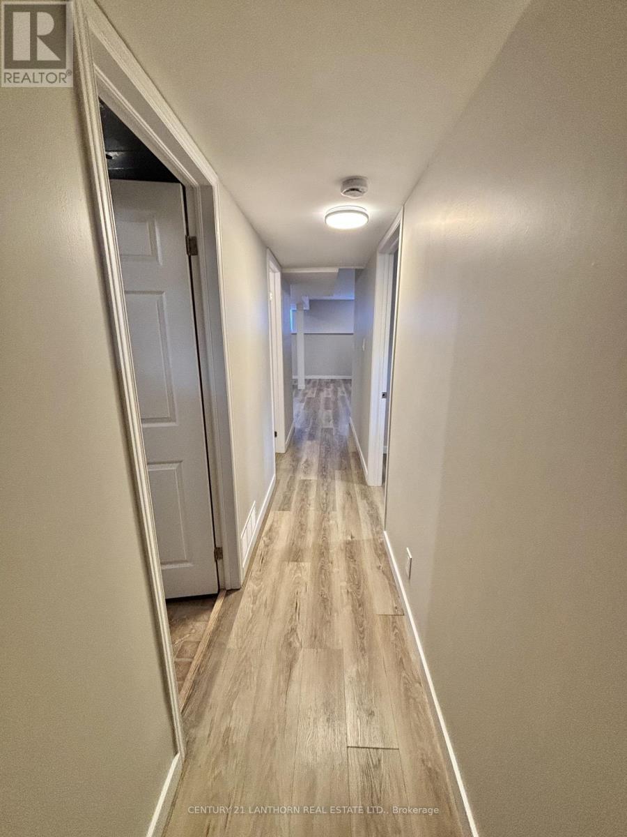 Lower - 3 1st Avenue, Prince Edward County, Ontario  K0K 3L0 - Photo 12 - X12935760