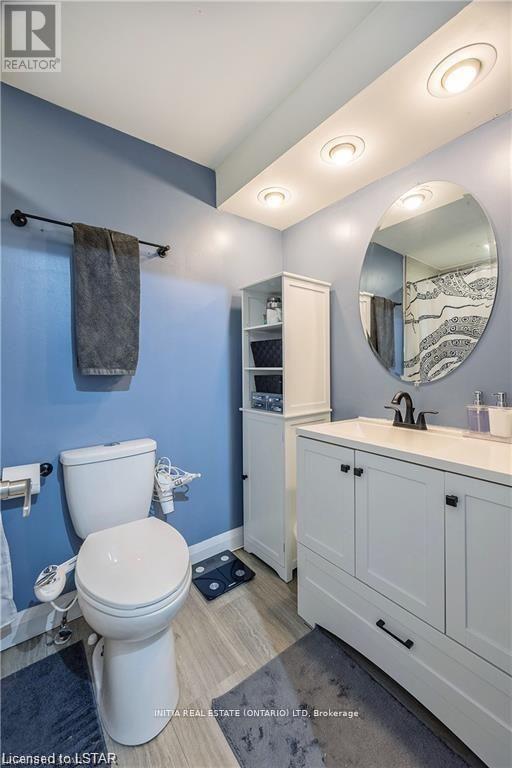 28 Chiddington Gate S, London South, Ontario  N6C 4Y3 - Photo 8 - X12999040