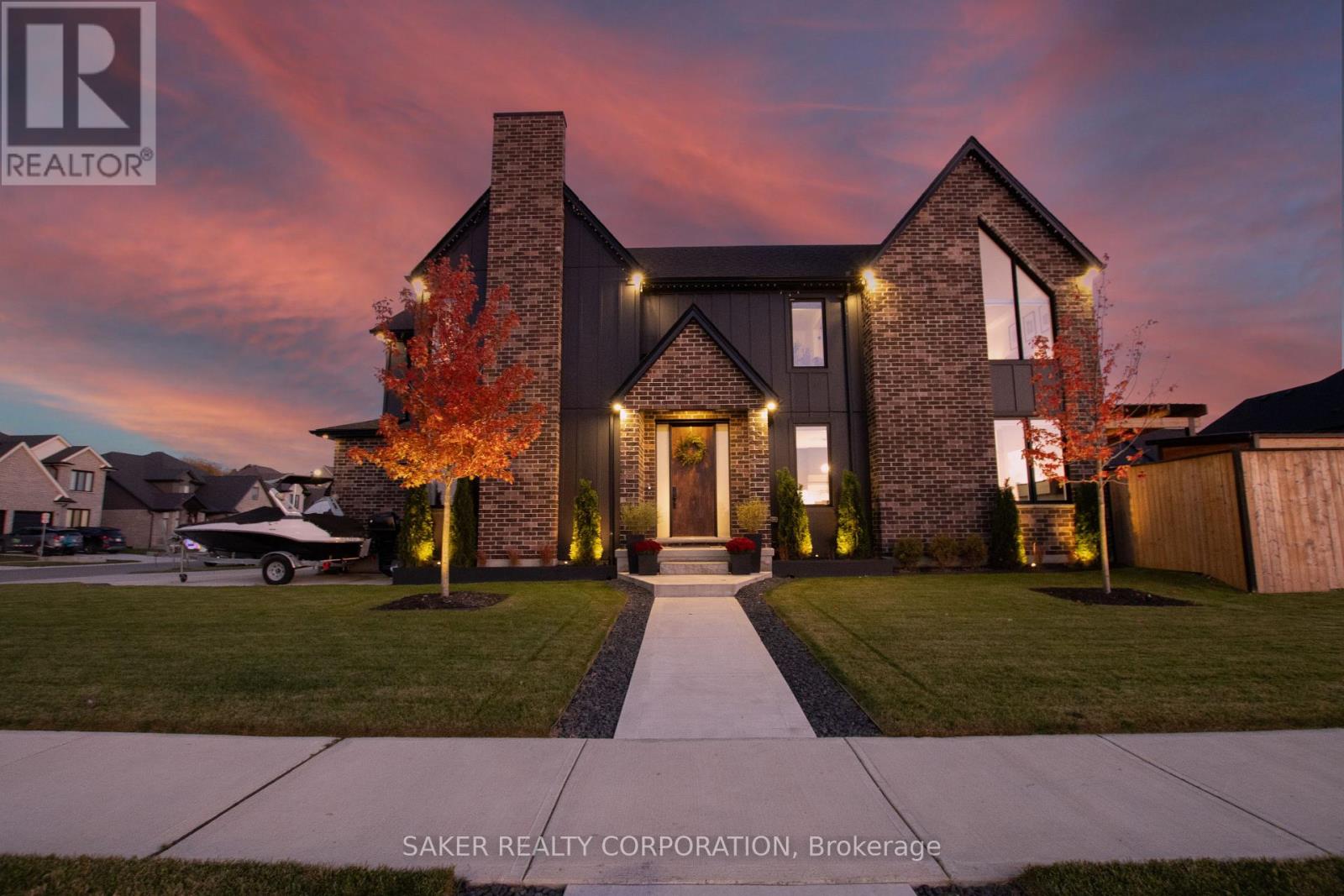 3 POOLE CRESCENT, Middlesex Centre, Ontario