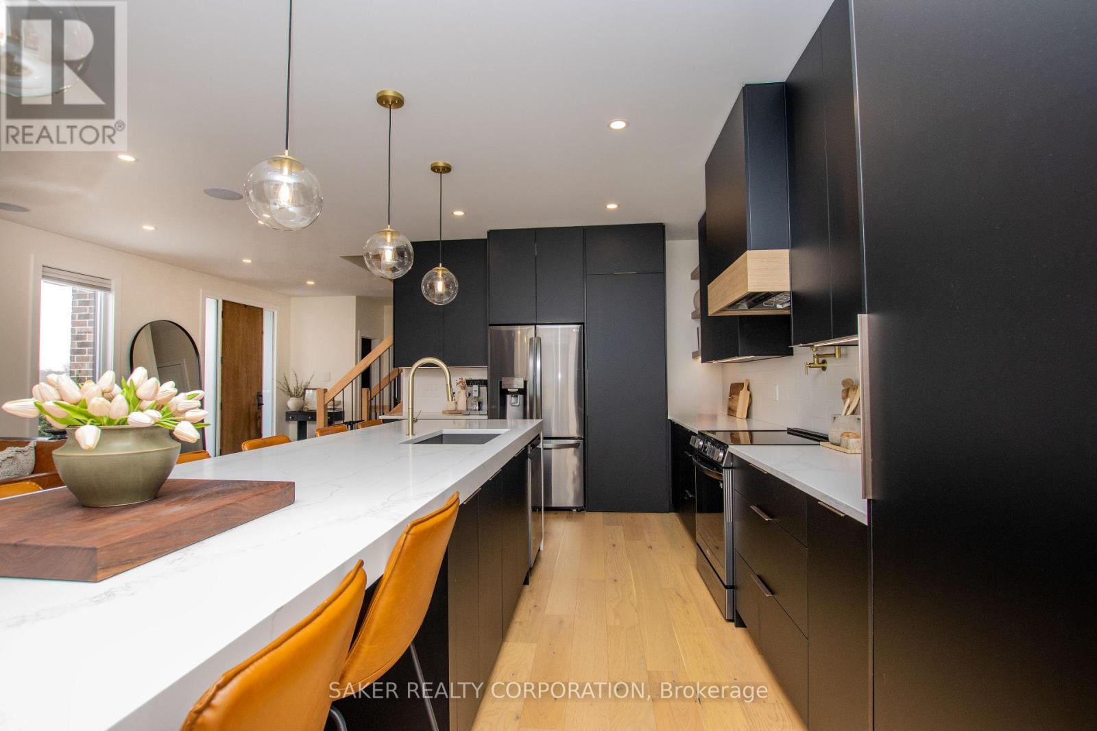 3 Poole Crescent, Middlesex Centre, Ontario  N0L 1R0 - Photo 11 - X12999082