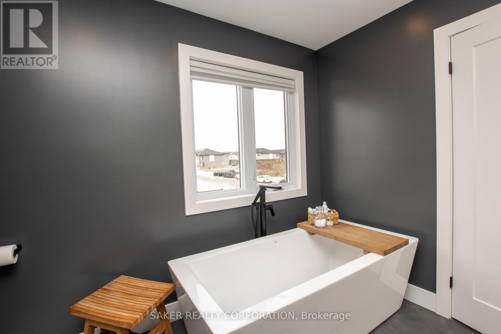 3 Poole Crescent, Middlesex Centre, Ontario  N0L 1R0 - Photo 20 - X12999082