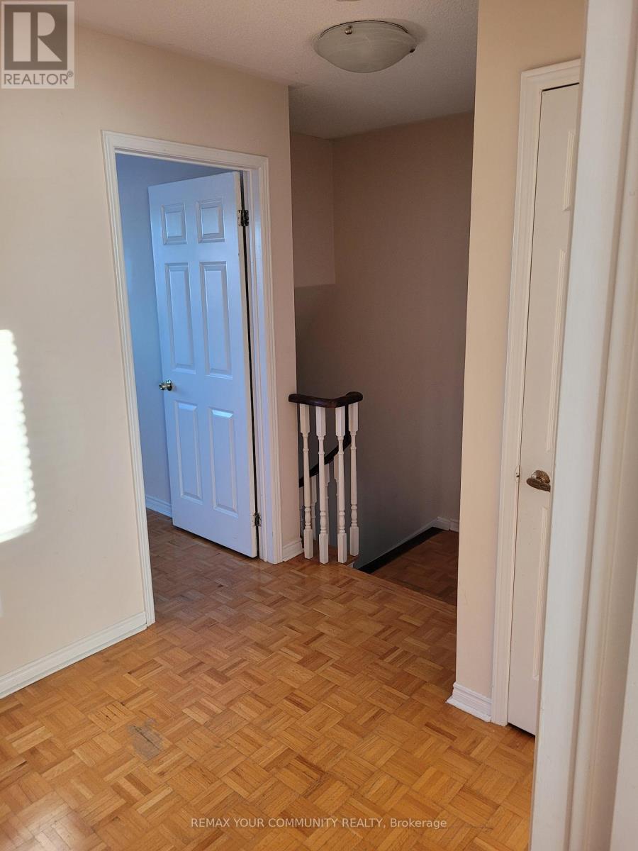 81 Waterfall Road, Vaughan, Ontario  L4L 5B3 - Photo 12 - N12946542