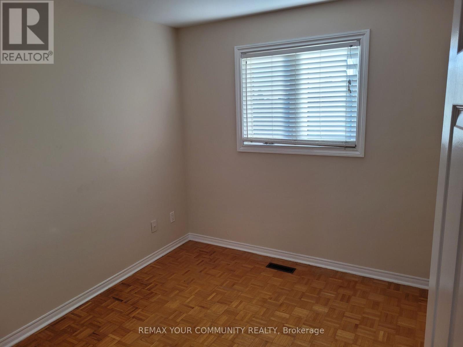 81 Waterfall Road, Vaughan, Ontario  L4L 5B3 - Photo 17 - N12946542