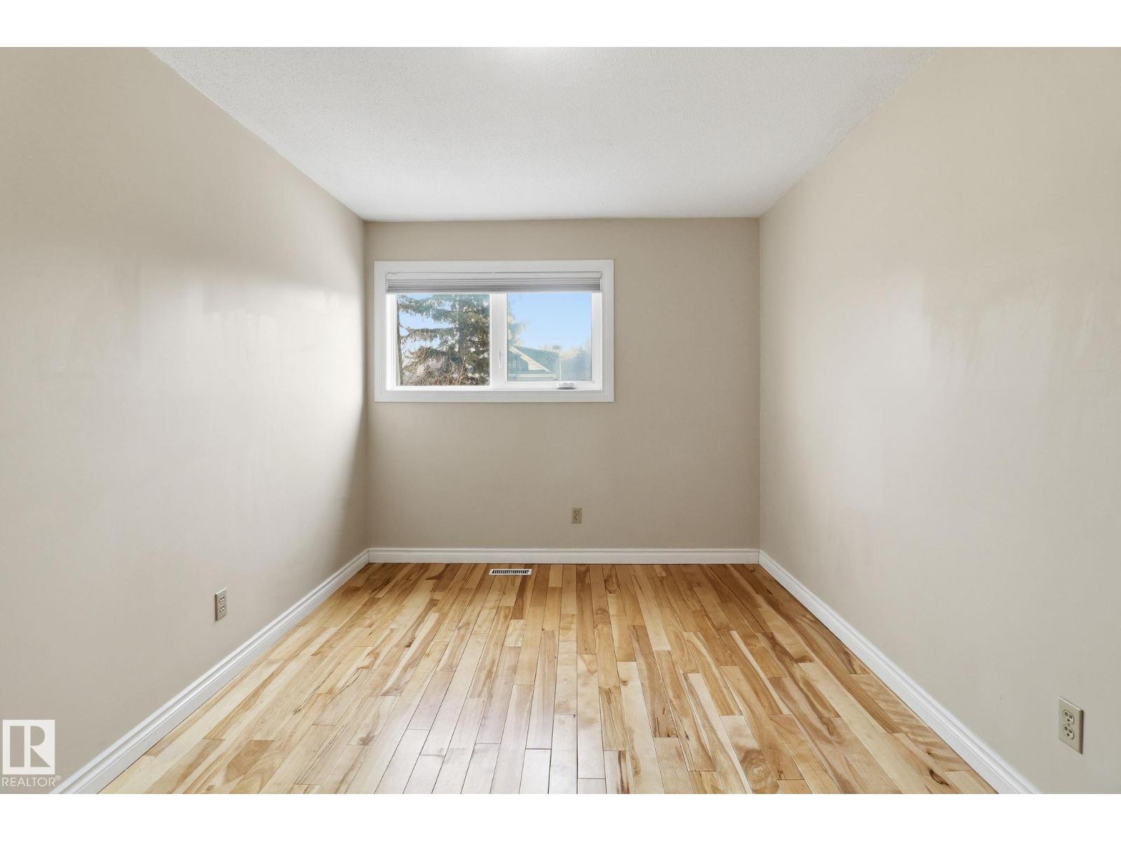 9023 95 St Nw, Edmonton, Alberta  T6C 3W7 - Photo 25 - E4482259