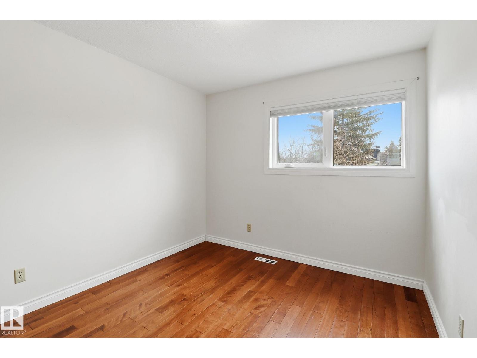 9023 95 St Nw, Edmonton, Alberta  T6C 3W7 - Photo 29 - E4482259