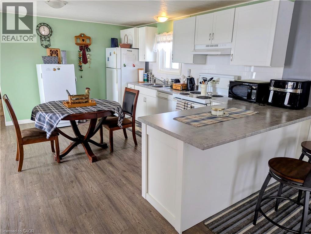 27 Cranberry Drive, Ashfield-Colborne-Wawanosh, Ontario  N7A 3Y3 - Photo 12 - 40808531