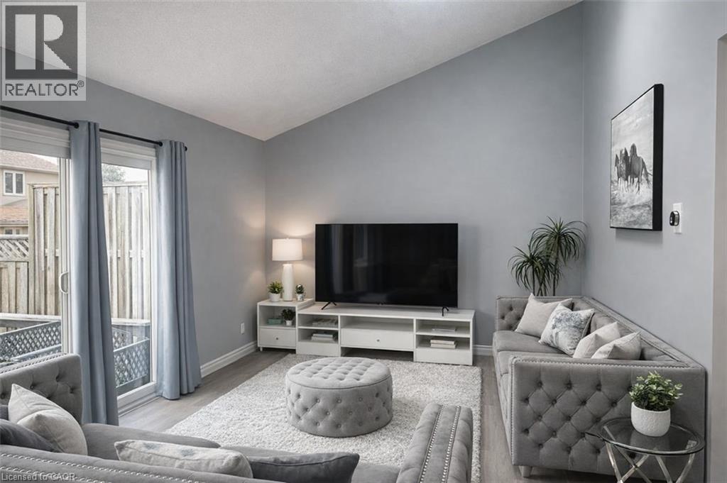 21 Conestoga Road, Woodstock, Ontario  N4T 1H9 - Photo 5 - 40808921