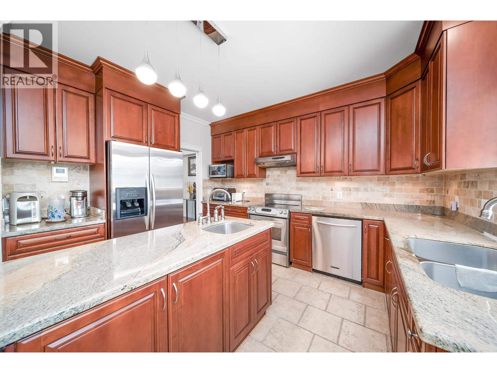 1312 Tenth Street, New Westminster, British Columbia  V3M 3H9 - Photo 10 - R3111577