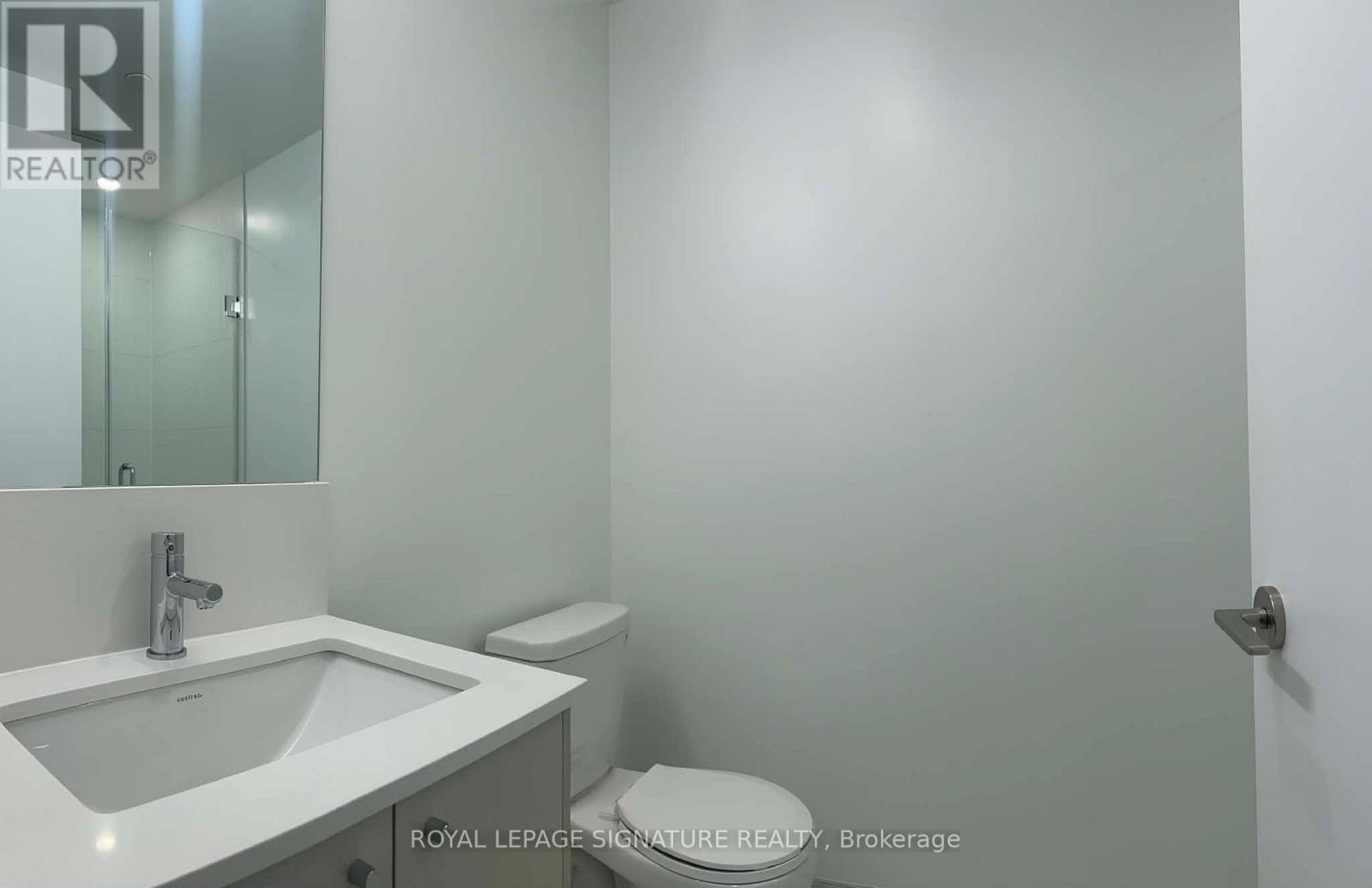 821 - 30 Dreamers Way, Toronto, Ontario  M5A 0Y7 - Photo 9 - C12999054