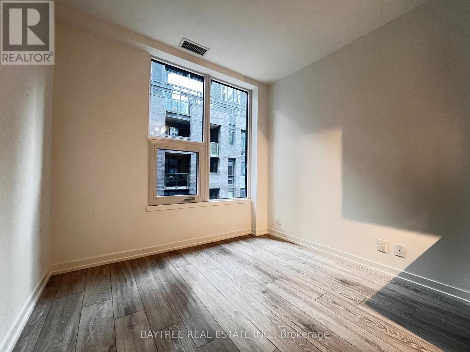 610 - 55 Mercer Street, Toronto, Ontario  M5V 0W4 - Photo 6 - C12999088