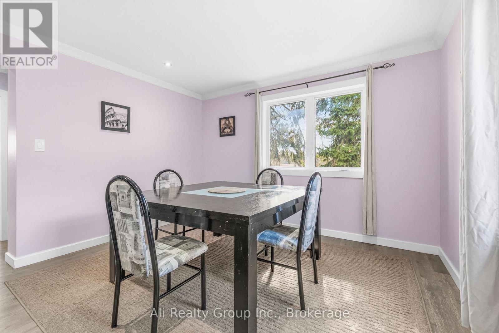 161 Herzberg Road, Ottawa, Ontario  K2K 2Y3 - Photo 4 - X12999078