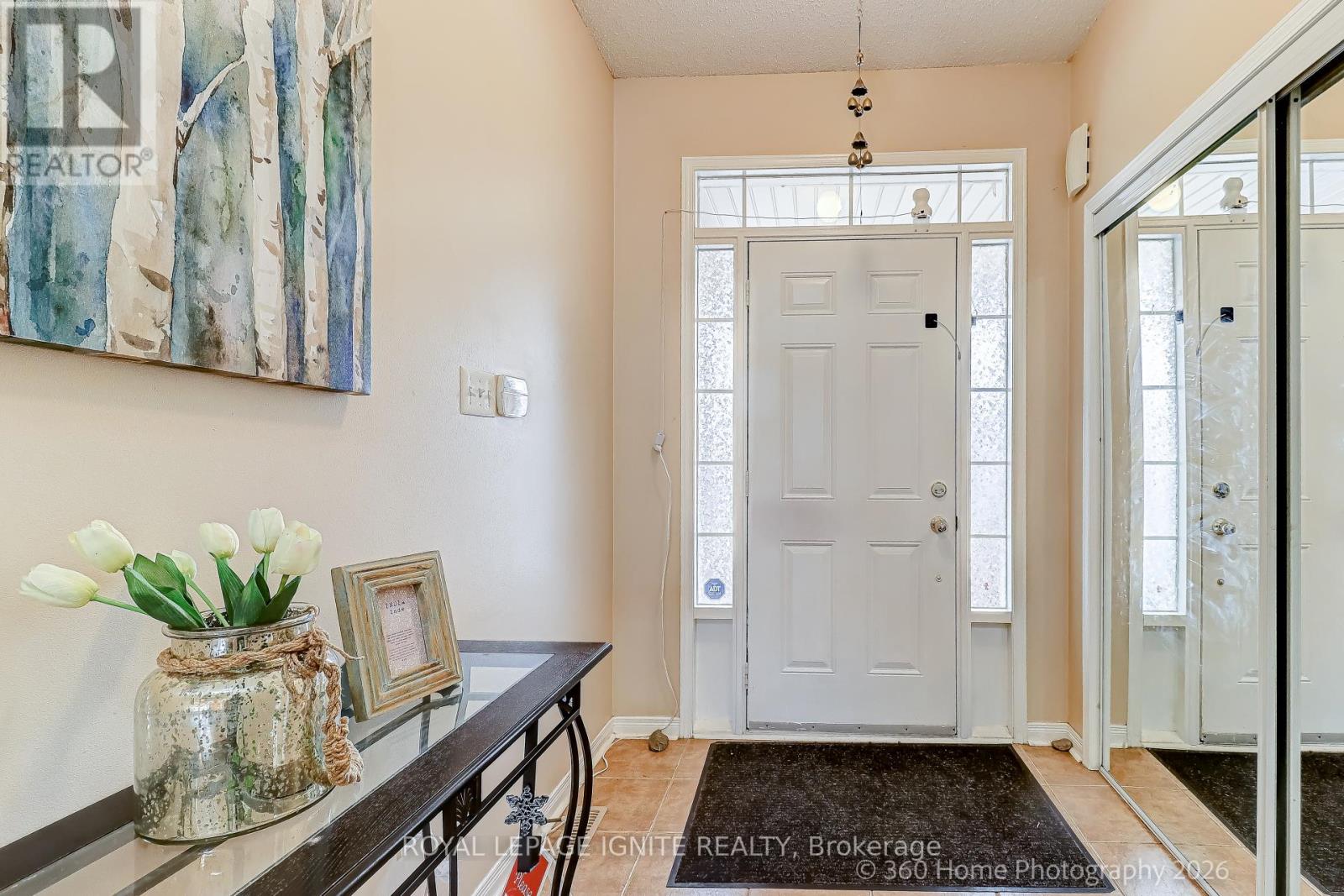 48 Thorp Crescent, Ajax, Ontario  L1T 0G9 - Photo 3 - E12999058