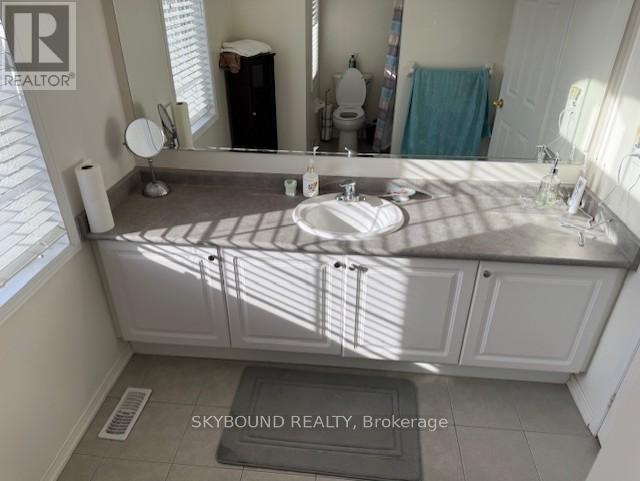 35 Lloydminister Avenue, Ajax, Ontario  L1Z 0N8 - Photo 13 - E12999062