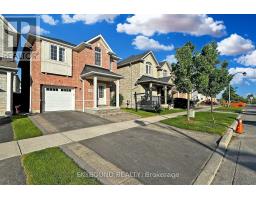 35 LLOYDMINISTER AVENUE, Ajax, Ontario