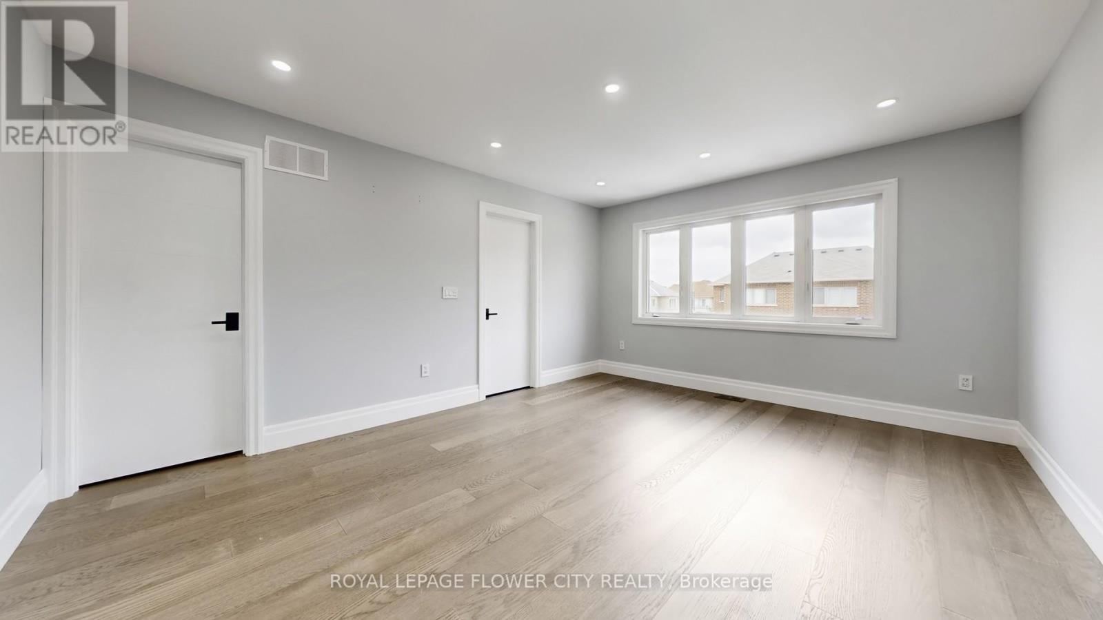 642 Sweetwater Crescent, Newmarket, Ontario  L3X 0H5 - Photo 20 - N12999030