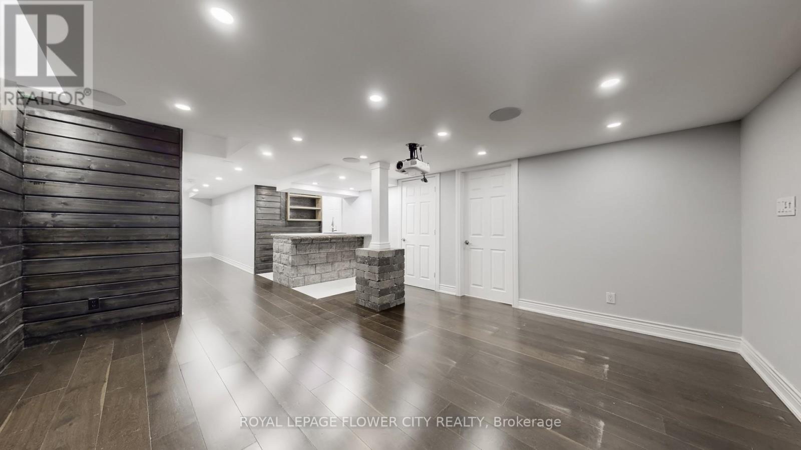 642 Sweetwater Crescent, Newmarket, Ontario  L3X 0H5 - Photo 44 - N12999030