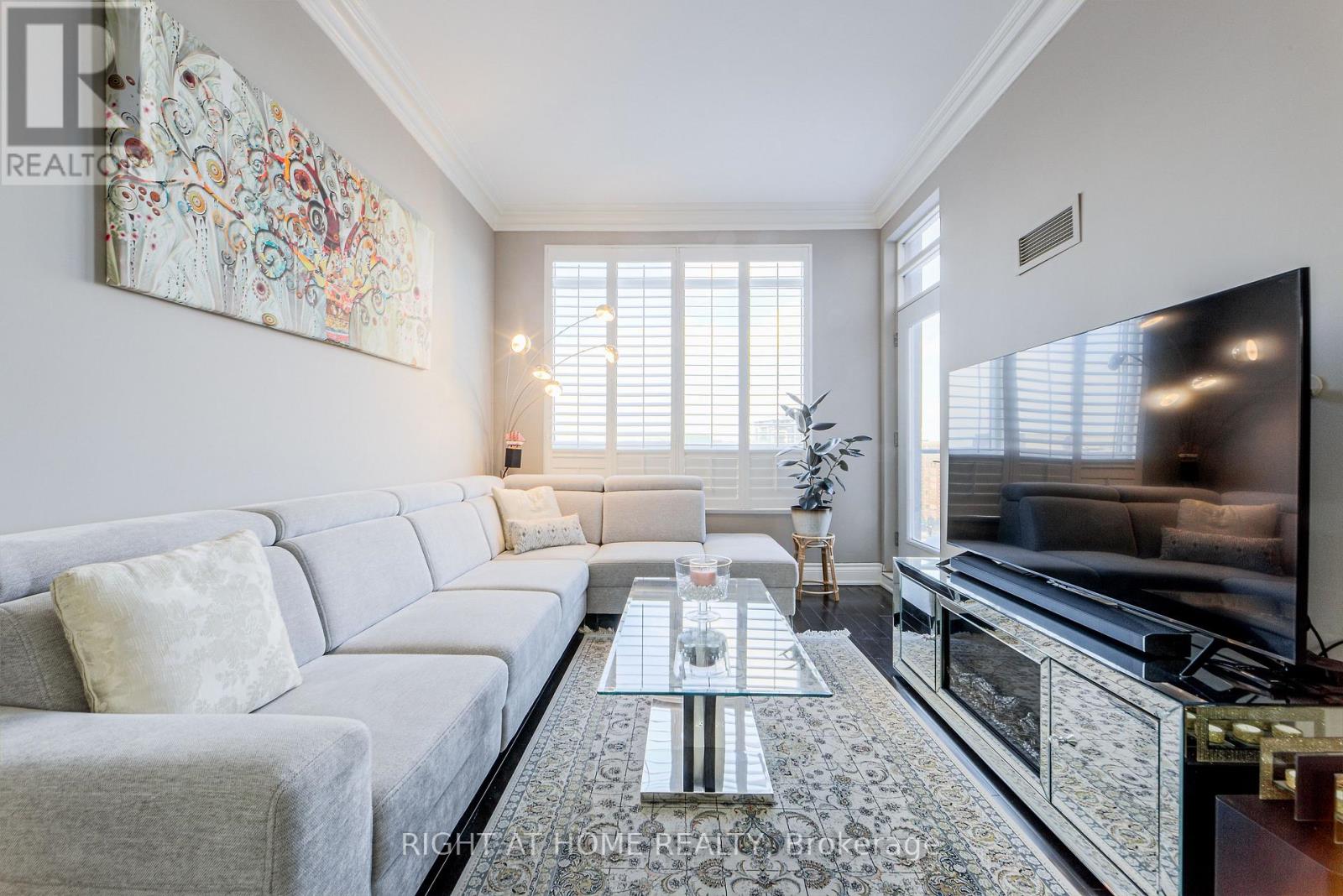 Uph2 - 37 Galleria Parkway, Markham, Ontario  L3T 0A5 - Photo 10 - N12999048